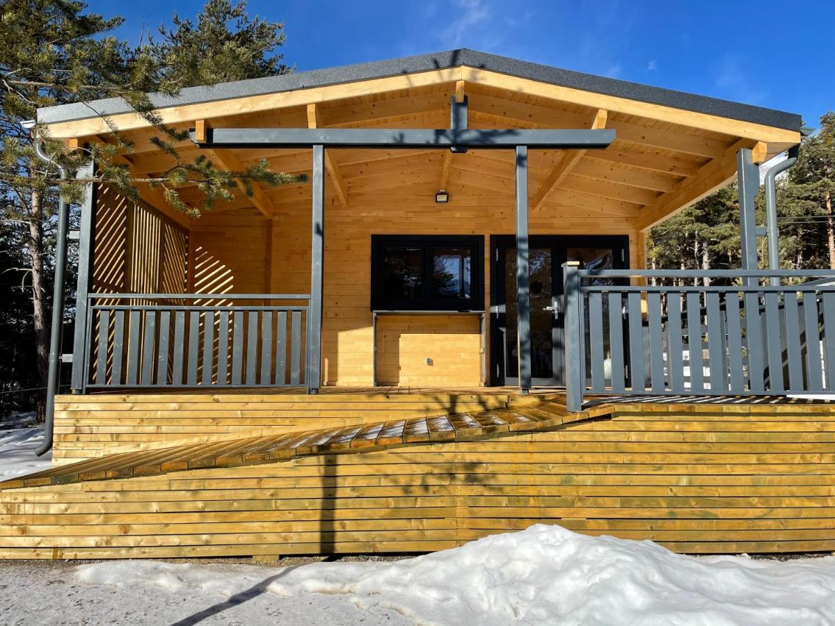 מלון ברסלונט Parc Residentiel De Loisir : Le Loup Blanc Du Riou מראה חיצוני תמונה